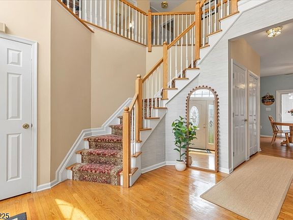 2nd image of 370 Westfield Ave
