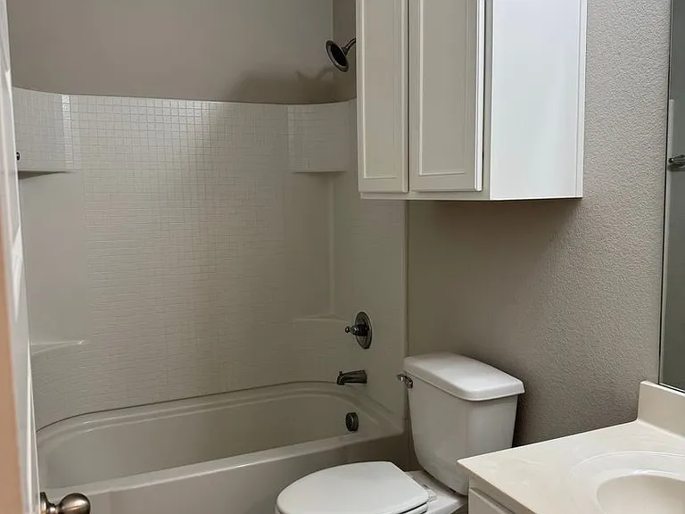 7207 Fallen Crest Ln — Photo 11