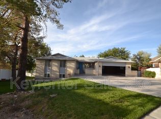 1903 E Granduer Dr, Salt Lake City, UT 84121