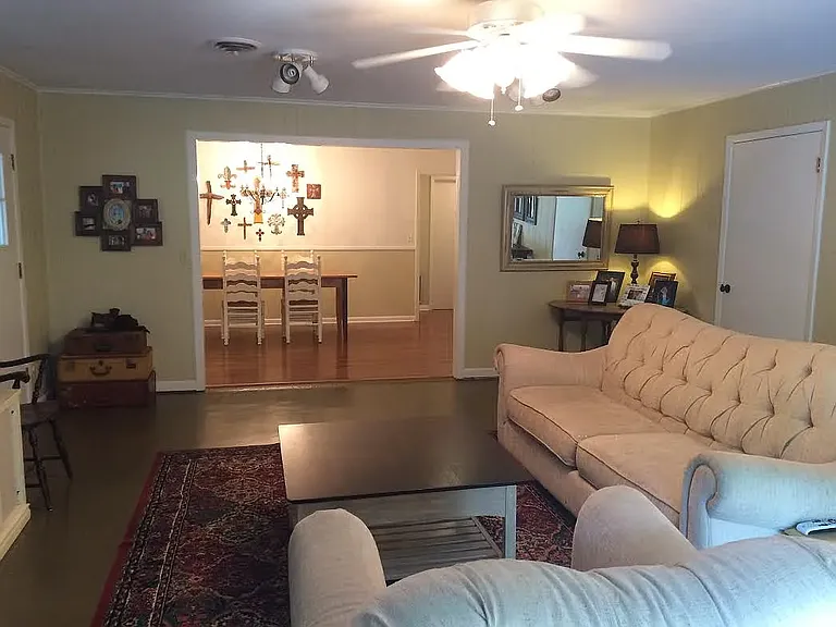 807 Pine Cir — Photo 8
