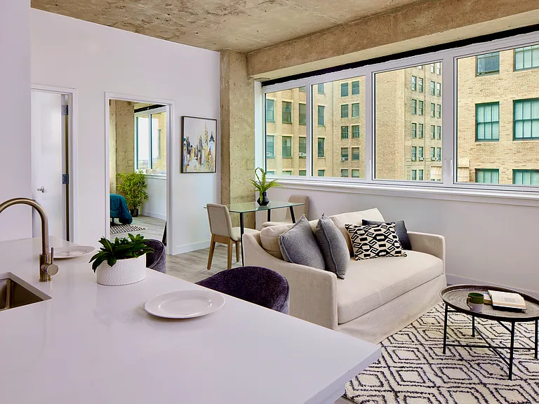 The Mercer — Photo 98