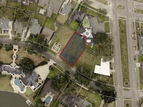 5363 Bancroft Dr, New Orleans, LA 70122