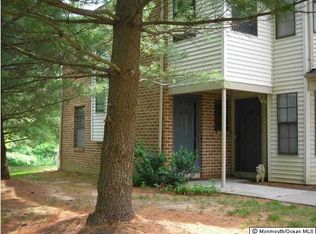 202 Sunshine Ct, Parlin, NJ 08859