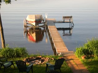 E13609 Idlewild Rd, Merrimac, WI 53561