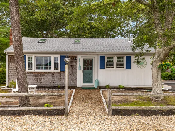 33 Lawrence Road, Dennis Port, MA 02639