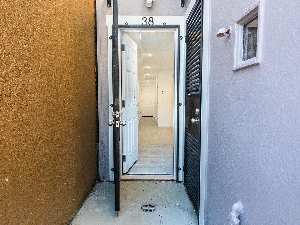 1st image of 38 Miriam St