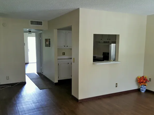 3000 Springdale Blvd APT 308, Palm Springs, FL 33461