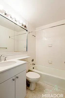 Rented by Mirador Real Estate | media 32