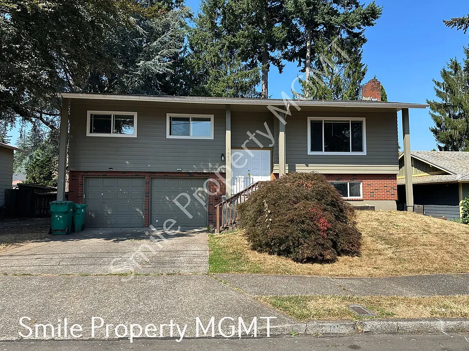 1003 NE 175th Ave