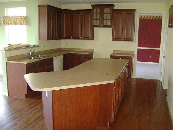 5th image of 2187 Belleville Ln