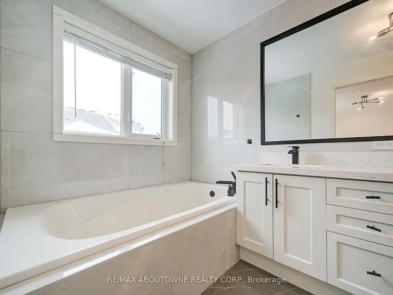 3339 Ruth Fertel Dr #UPPER — Photo 22