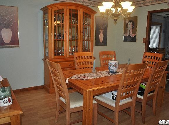 3rd image of 17 Joni Dr