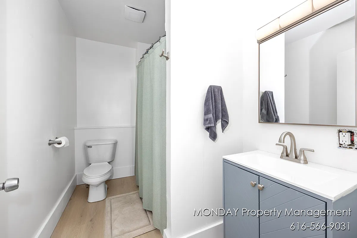 2 bed, 1400 sqft, $1,500 — Photo 2