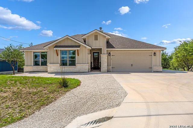 876 Primrose Path