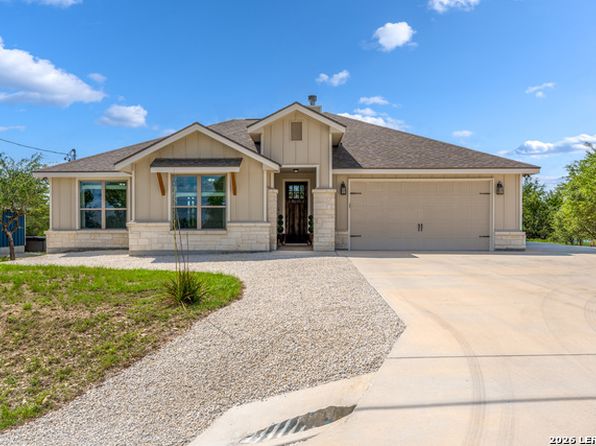 876 Primrose Path
