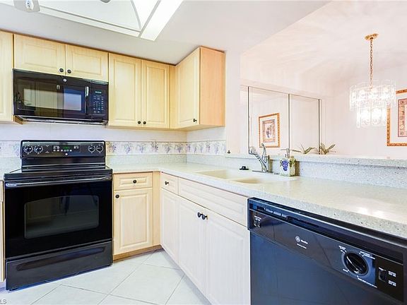 4th image of 7340 Saint Ives Way APT 3108