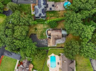 15 Old Rifle Camp Rd, Woodland Park, NJ 07424