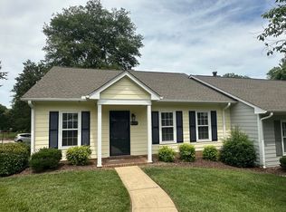 6817 Fairpoint Ct, Raleigh, NC 27613