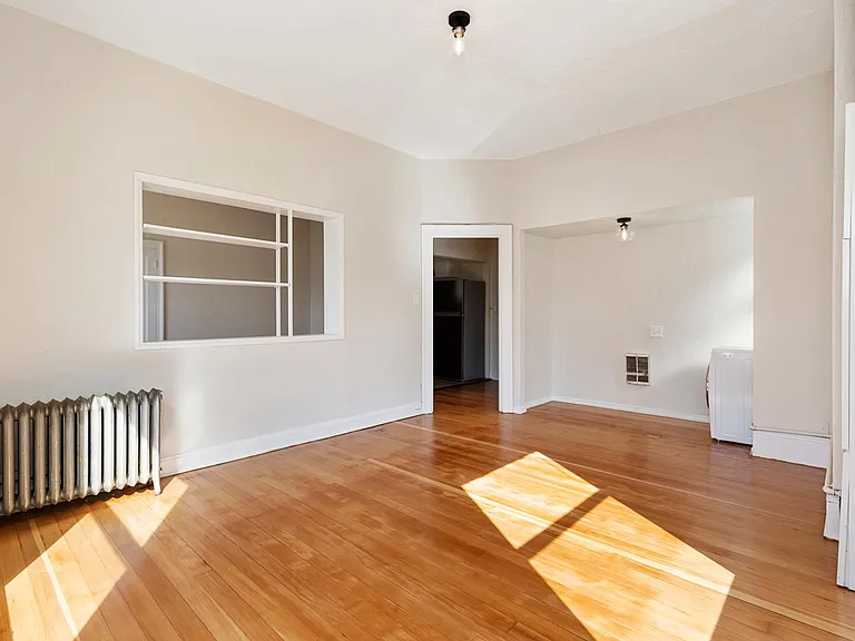 1633 Boylston Ave — Photo 13