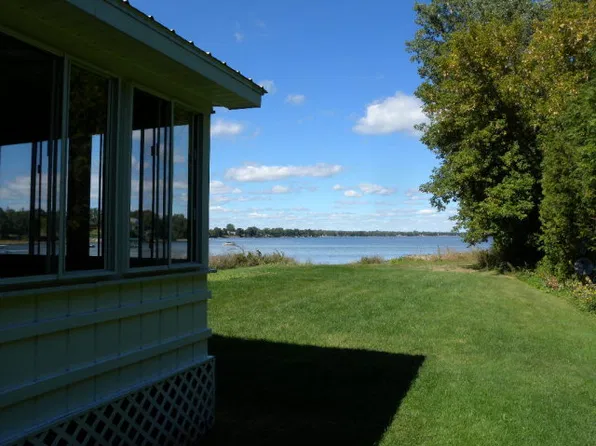 172 Algonquin Park, Plattsburgh, NY 12901