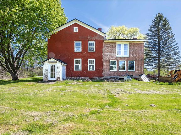 5th image of 1694 Payne Rd
