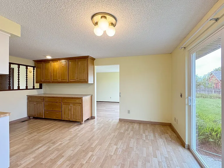 41 McLaughlin Rd — Photo 13