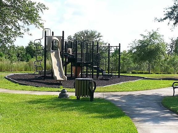 5th image of 6750 Runner Oak Dr