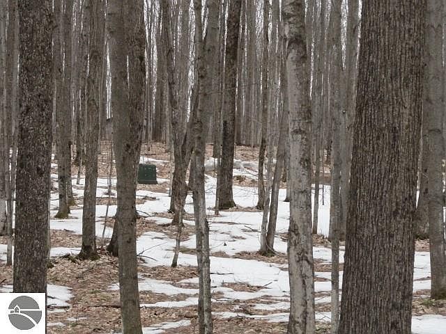 1st image of On Deermont Ln
