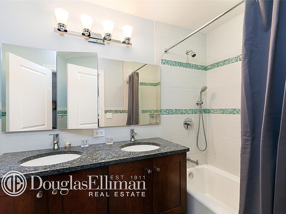 4th image of 203 W 90th St APT 8F