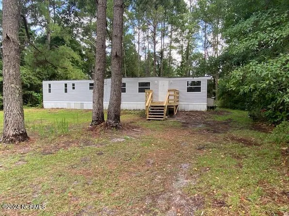 6173 Twin Oaks Drive NW, Ocean Isle Beach, NC 28469