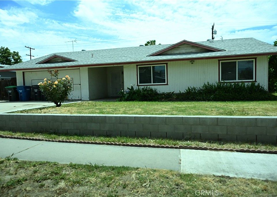 1st image of 25451 Park Ave