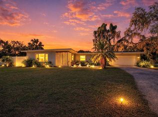 913 Helena Dr, Brandon, FL 33511