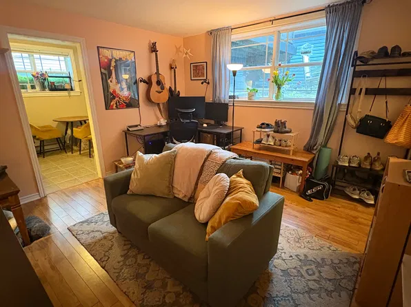 7071 Mumford Rd, Halifax, NS B3L 2J3