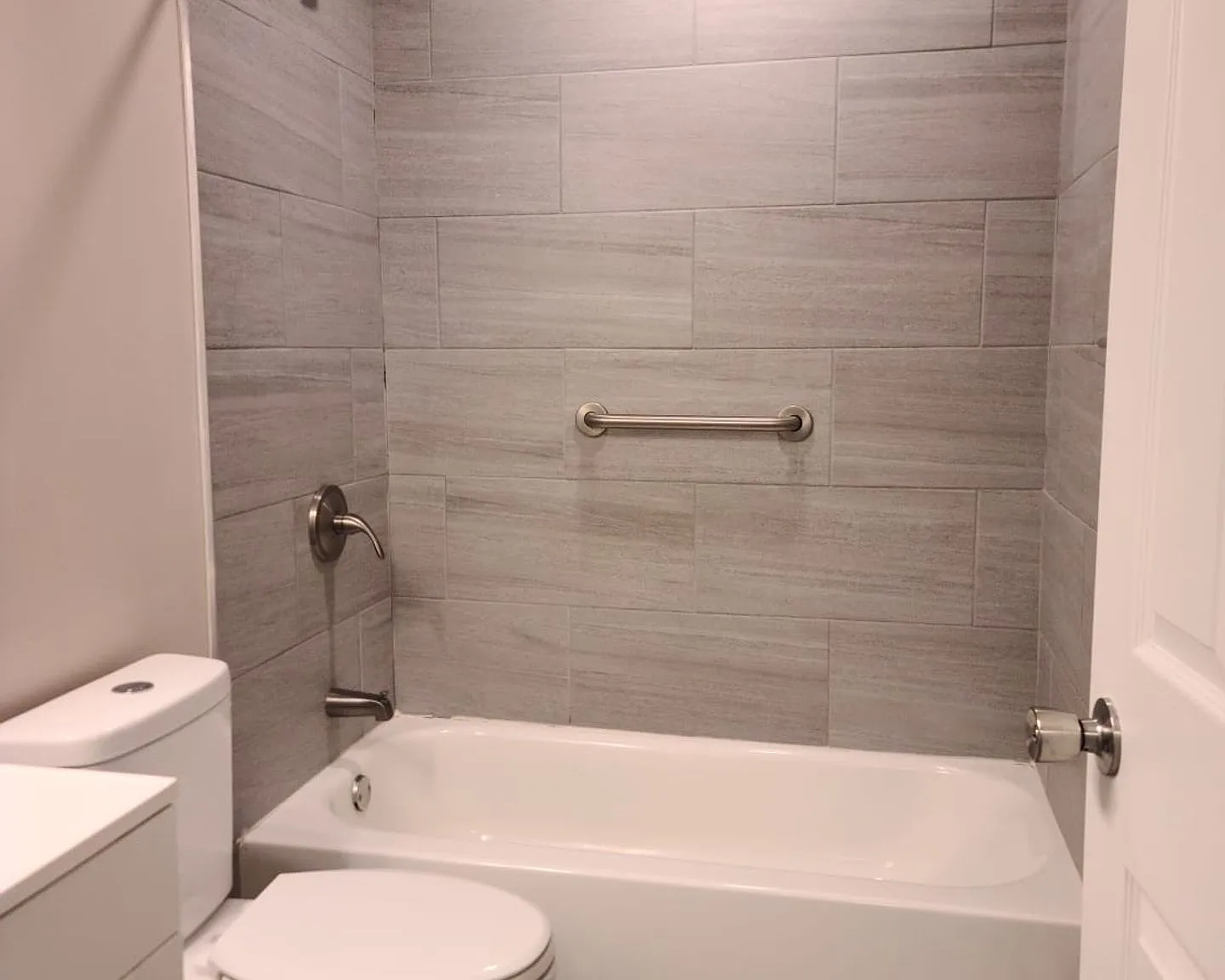 6703 Kincheloe Ave — Photo 2