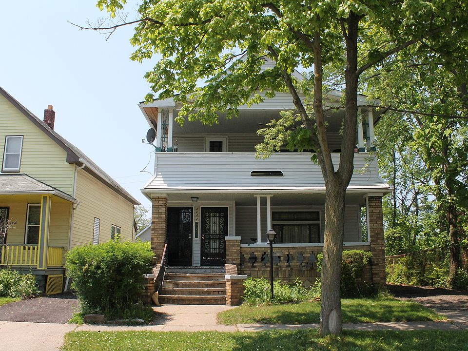 1st image of 3652 E 117th St