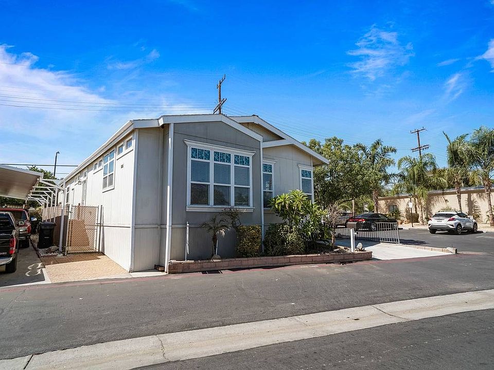 1st image of 20652 Lassen St Space 1