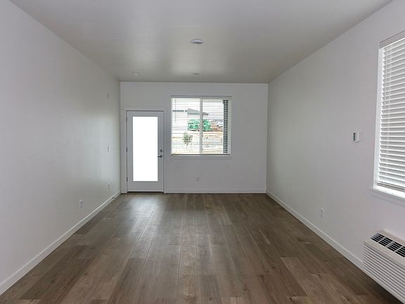 4th image of 6606 Maddie Nichole St SE