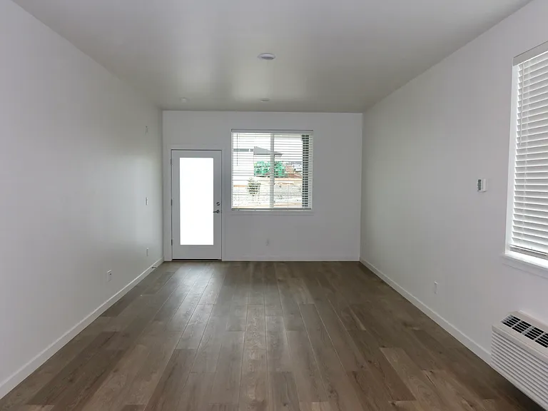 6606 Maddie Nichole St SE — Photo 4