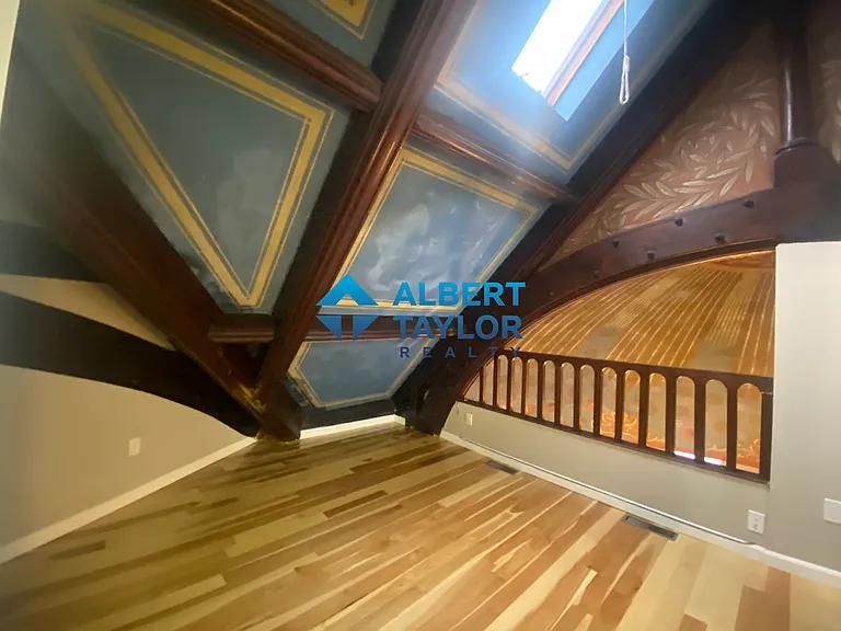Loft (2nd Bedroom)