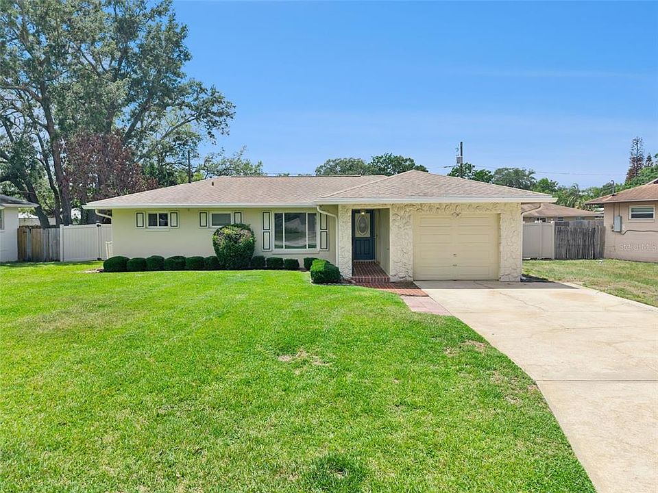 1st image of 119 MEADOWFIELD LANE