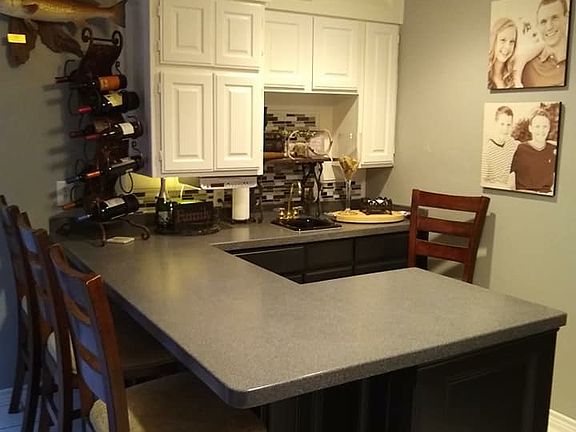 4th image of 310 Yorkshire Ln