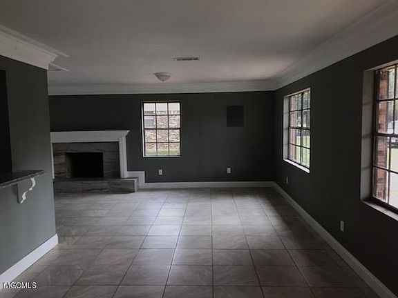 3rd image of 3311 Ronnie Ave