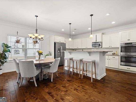 2nd image of 4680 Pleasant Woods Dr