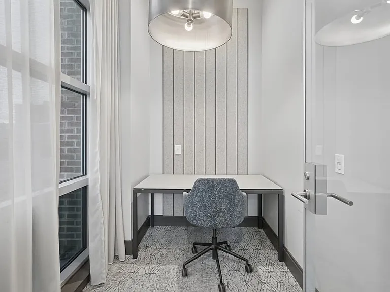 Private work pods