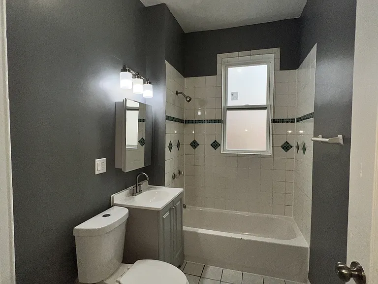 5909 S Calumet Ave #2N — Photo 10