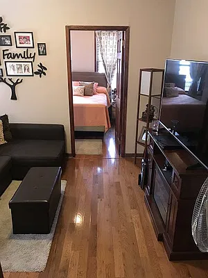 Rented by Voro, LLC | media 23