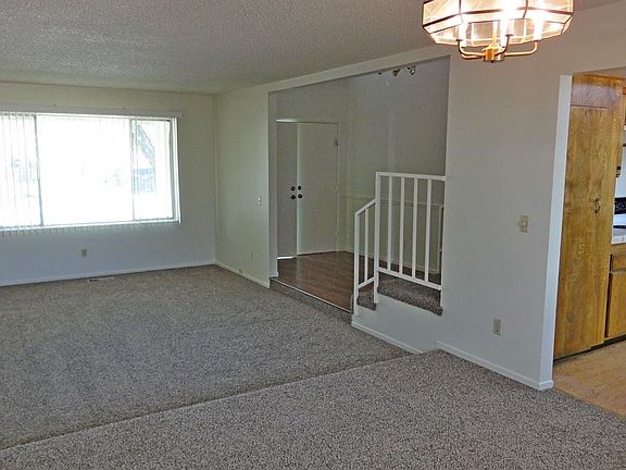 5th image of 2641 Brentwood Dr
