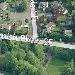 2nd image of 4737 W Lake Sammamish Pkwy SE APT A203