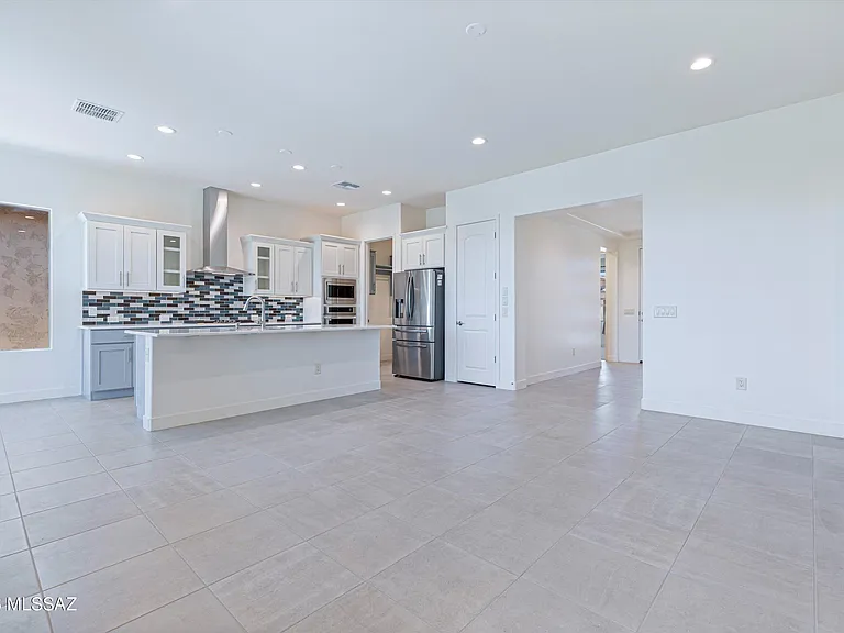30660 S Osprey Dr — Photo 3