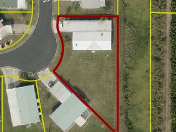 3rd image of 1641 SW 35th Cir